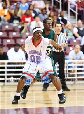 Thumbnail 1 in Hightower vs. Madison (UIL 5A Region 3 Semifinal) photogallery.