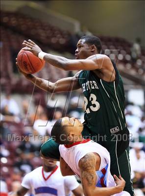 Thumbnail 1 in Hightower vs. Madison (UIL 5A Region 3 Semifinal) photogallery.