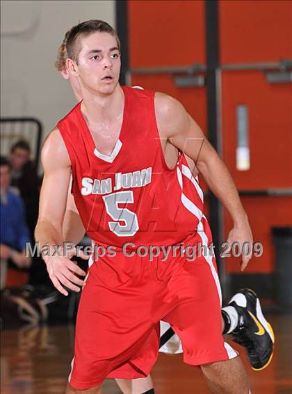 Thumbnail 2 in Rio Linda vs. San Juan (Hoops 4 Human Fund) photogallery.