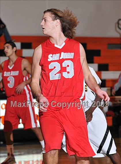 Thumbnail 2 in Rio Linda vs. San Juan (Hoops 4 Human Fund) photogallery.
