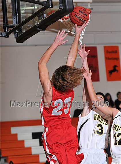 Thumbnail 2 in Rio Linda vs. San Juan (Hoops 4 Human Fund) photogallery.