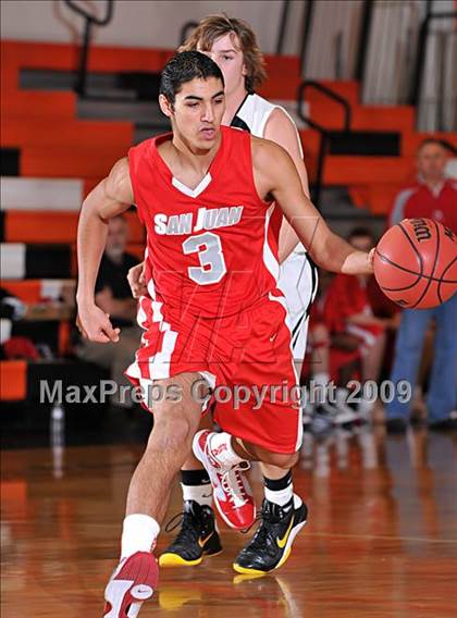 Thumbnail 2 in Rio Linda vs. San Juan (Hoops 4 Human Fund) photogallery.