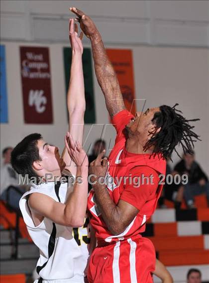 Thumbnail 1 in Rio Linda vs. San Juan (Hoops 4 Human Fund) photogallery.