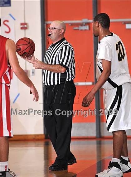 Thumbnail 1 in Rio Linda vs. San Juan (Hoops 4 Human Fund) photogallery.