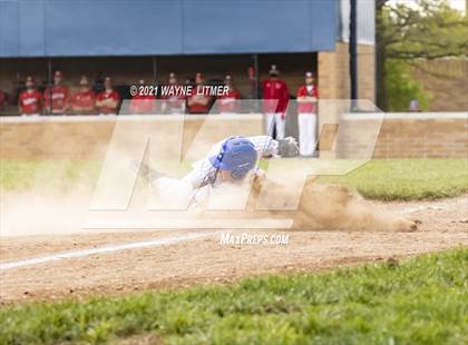 Thumbnail 3 in Dixie Heights @ Covington Catholic photogallery.