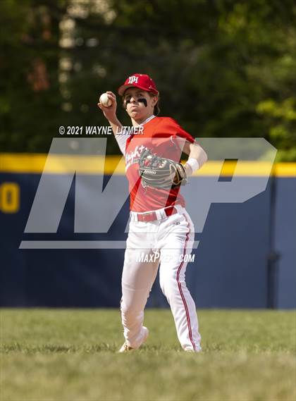 Thumbnail 1 in Dixie Heights @ Covington Catholic photogallery.