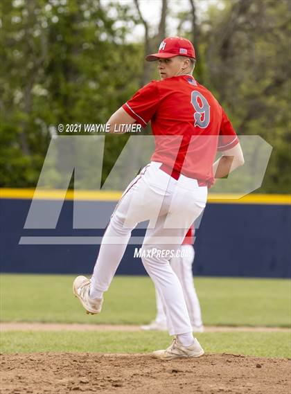 Thumbnail 3 in Dixie Heights @ Covington Catholic photogallery.