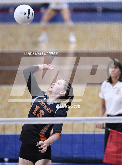 Thumbnail 2 in Wiggins vs. Swink (CHSAA 3A Playoff) photogallery.