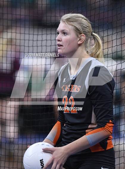Thumbnail 3 in Wiggins vs. Swink (CHSAA 3A Playoff) photogallery.
