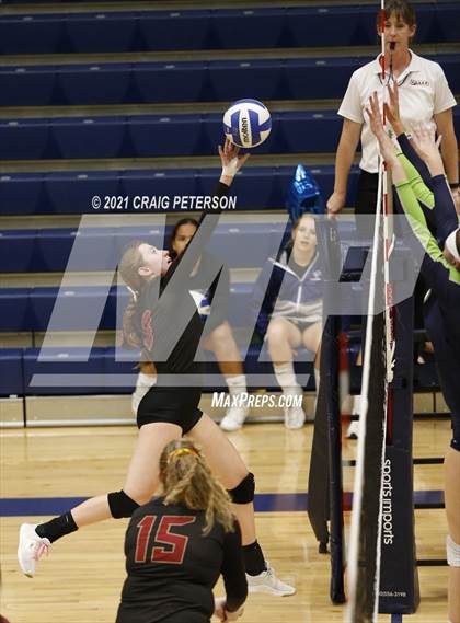 Thumbnail 3 in Logan @ Ridgeline photogallery.