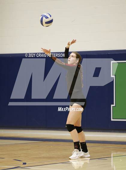 Thumbnail 2 in Logan @ Ridgeline photogallery.