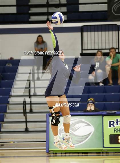 Thumbnail 3 in Logan @ Ridgeline photogallery.