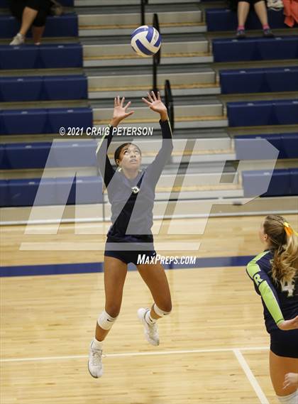 Thumbnail 1 in Logan @ Ridgeline photogallery.
