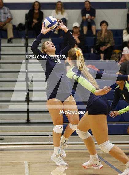 Thumbnail 1 in Logan @ Ridgeline photogallery.