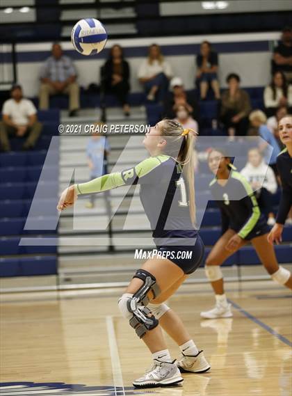 Thumbnail 2 in Logan @ Ridgeline photogallery.