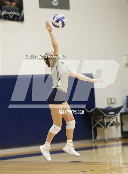 Thumbnail 1 in Logan @ Ridgeline photogallery.