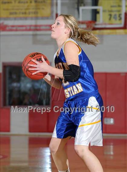Thumbnail 3 in Ripon Christian vs. Turlock Christian (CIF SJS D5 Playoffs) photogallery.