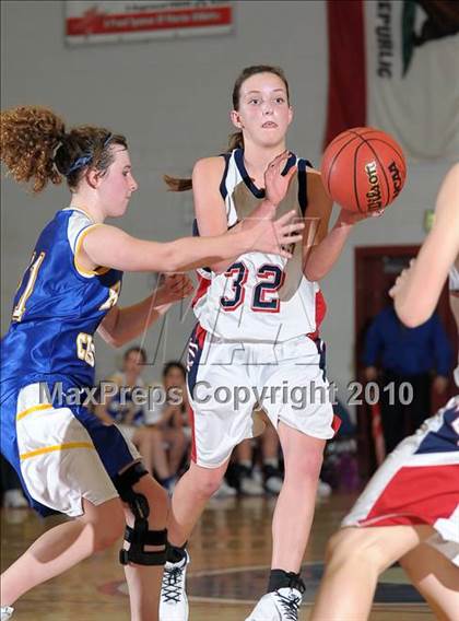 Thumbnail 2 in Ripon Christian vs. Turlock Christian (CIF SJS D5 Playoffs) photogallery.