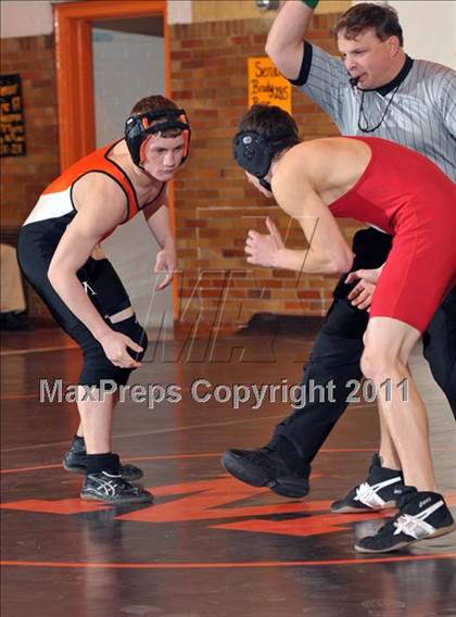 Thumbnail 2 in Centralia vs Mt. Vernon (Conference Dual) photogallery.