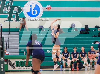 Thumbnail 1 in Sylmar vs Eagle Rock photogallery.