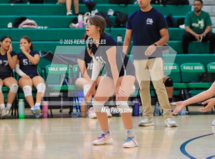 Thumbnail 3 in Sylmar vs Eagle Rock photogallery.