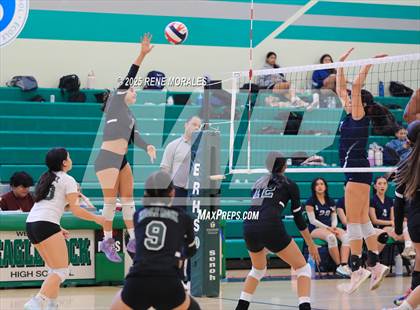 Thumbnail 2 in Sylmar vs Eagle Rock photogallery.