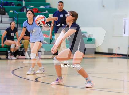 Thumbnail 2 in Sylmar vs Eagle Rock photogallery.