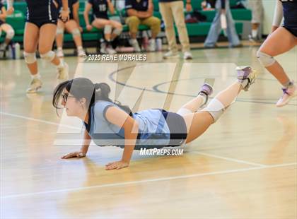 Thumbnail 1 in Sylmar vs Eagle Rock photogallery.