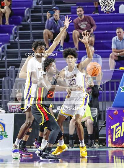 Thumbnail 1 in Montverde Academy vs Oak Hill Academy (City of Palms Classic Final) photogallery.
