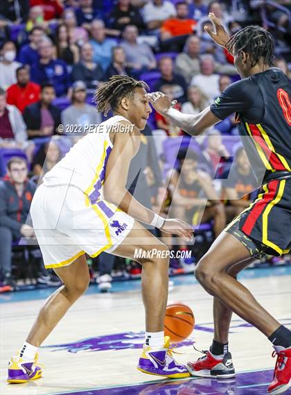 Thumbnail 2 in Montverde Academy vs Oak Hill Academy (City of Palms Classic Final) photogallery.
