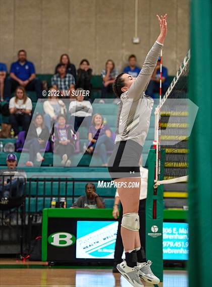 Thumbnail 3 in Neches vs McMullen County (UIL 1A Region 4 Semifinal Playoff) photogallery.