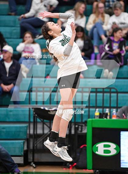 Thumbnail 3 in Neches vs McMullen County (UIL 1A Region 4 Semifinal Playoff) photogallery.