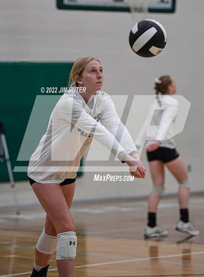 Thumbnail 1 in Neches vs McMullen County (UIL 1A Region 4 Semifinal Playoff) photogallery.