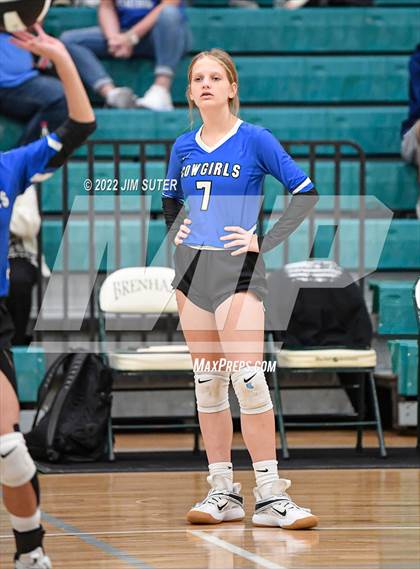 Thumbnail 1 in Neches vs McMullen County (UIL 1A Region 4 Semifinal Playoff) photogallery.