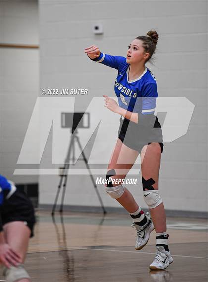 Thumbnail 2 in Neches vs McMullen County (UIL 1A Region 4 Semifinal Playoff) photogallery.