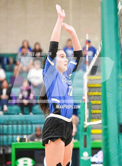 Thumbnail 2 in Neches vs McMullen County (UIL 1A Region 4 Semifinal Playoff) photogallery.