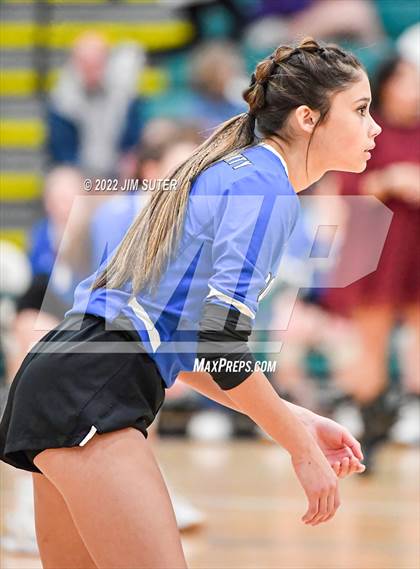 Thumbnail 2 in Neches vs McMullen County (UIL 1A Region 4 Semifinal Playoff) photogallery.