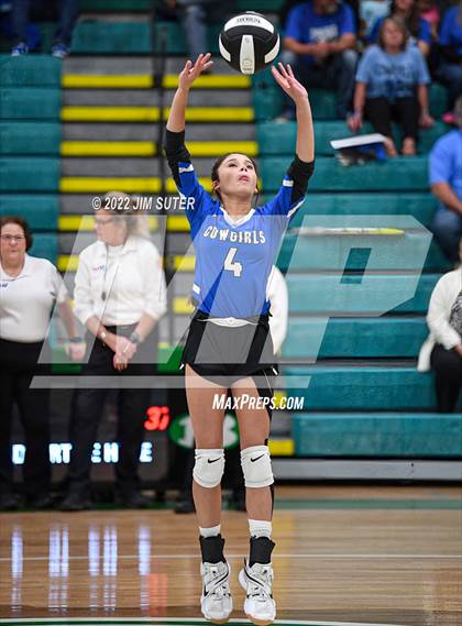 Thumbnail 1 in Neches vs McMullen County (UIL 1A Region 4 Semifinal Playoff) photogallery.