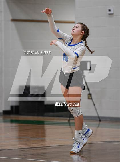 Thumbnail 1 in Neches vs McMullen County (UIL 1A Region 4 Semifinal Playoff) photogallery.