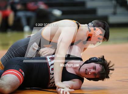 Thumbnail 1 in Liberty Union vs Amanda-Clearcreek photogallery.