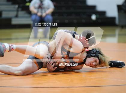 Thumbnail 3 in Liberty Union vs Amanda-Clearcreek photogallery.