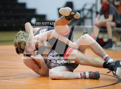Thumbnail 1 in Liberty Union vs Amanda-Clearcreek photogallery.