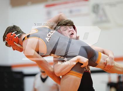 Thumbnail 2 in Liberty Union vs Amanda-Clearcreek photogallery.