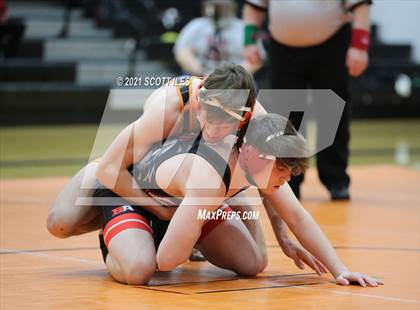 Thumbnail 3 in Liberty Union vs Amanda-Clearcreek photogallery.