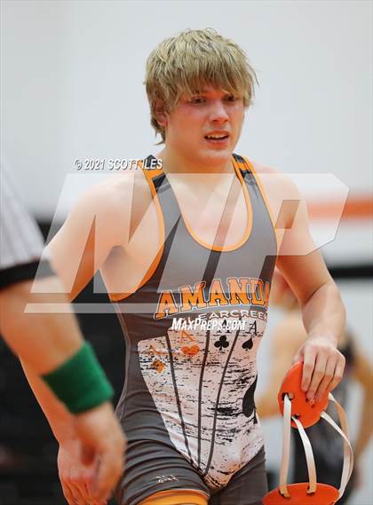 Thumbnail 1 in Liberty Union vs Amanda-Clearcreek photogallery.