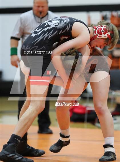 Thumbnail 2 in Liberty Union vs Amanda-Clearcreek photogallery.