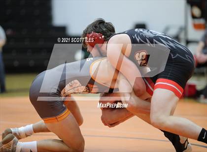 Thumbnail 1 in Liberty Union vs Amanda-Clearcreek photogallery.