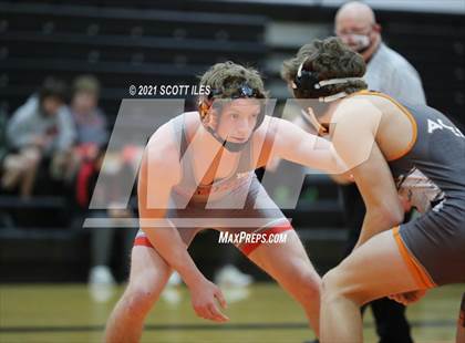 Thumbnail 1 in Liberty Union vs Amanda-Clearcreek photogallery.
