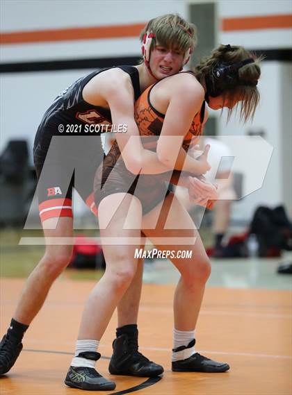 Thumbnail 3 in Liberty Union vs Amanda-Clearcreek photogallery.