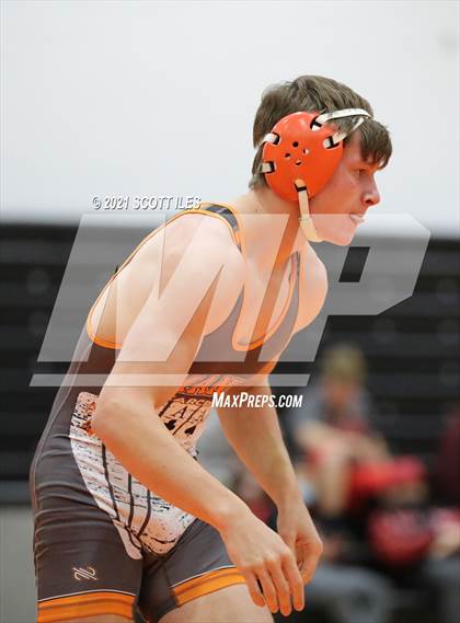 Thumbnail 2 in Liberty Union vs Amanda-Clearcreek photogallery.